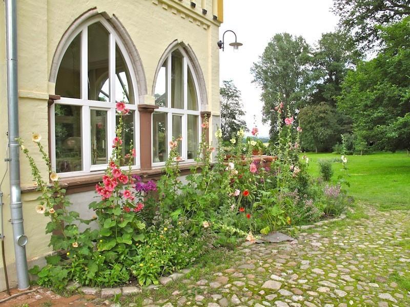 Schloss Lelkendorf - Fewo Parkblick Luaran gambar